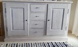 Massivholz-Möbel im Shabby Chic Stil