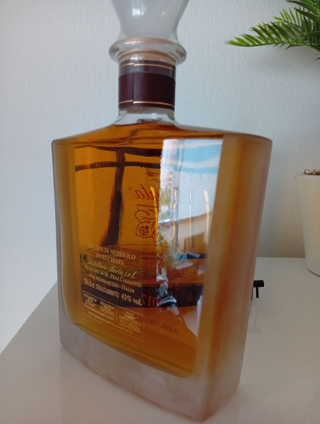 Berta Spirituosen: Berta Grappa di Nebbiolo Riserva 2017 70cl 43% – Neu und originalverpackt aus Zürich von kin_5jm2 2