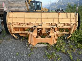 Schneepflug Boschung MF5.5
