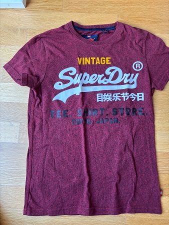 T-Shirt dunkelrot / Superdry * Grösse S