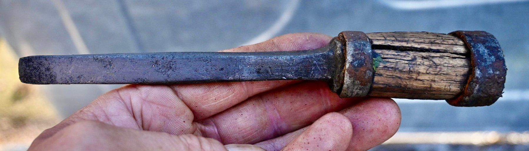 Tutti gli attrezzi: uralter handgemachter Schraubenzieher breite ca. 1cm – Usato da Pfaffhausen venduto da mono_rec 2