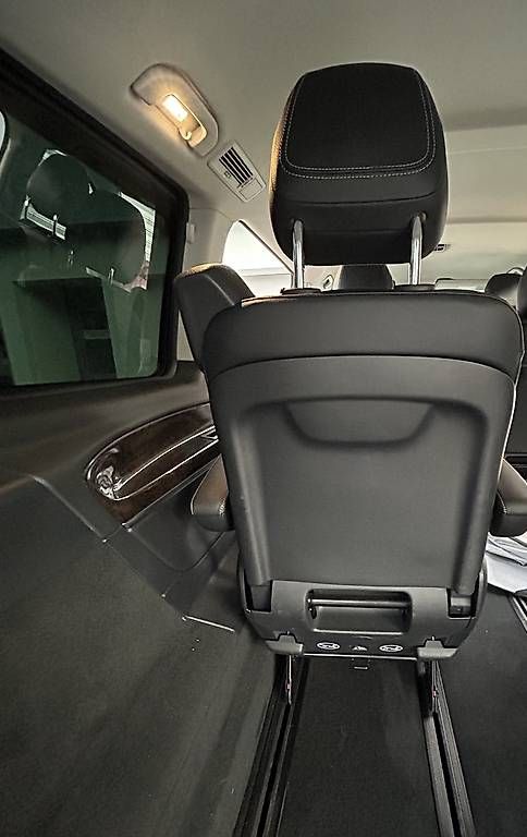 Alle Autoersatzteile: zwei Einzelsitze V-Class W447 – Gebraucht aus Emmenbrücke von ami_7nwp 2