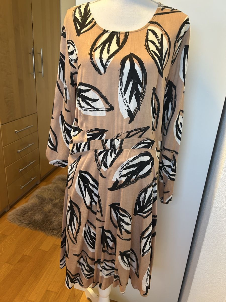 Vestiti: Traumhaftes Kleid Modal Gr 42 – Usato da Savigny venduto da linda2402 3