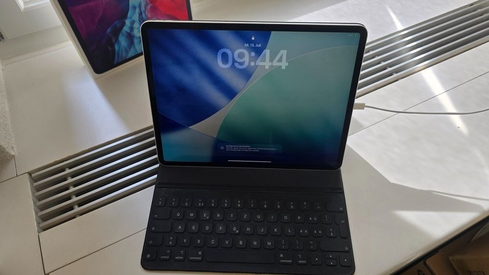 Apple Tablet PC: iPad Pro 12.9 " / Zoll, 4. Generation (5) – Gebraucht aus Winterthur von GreenSkyline