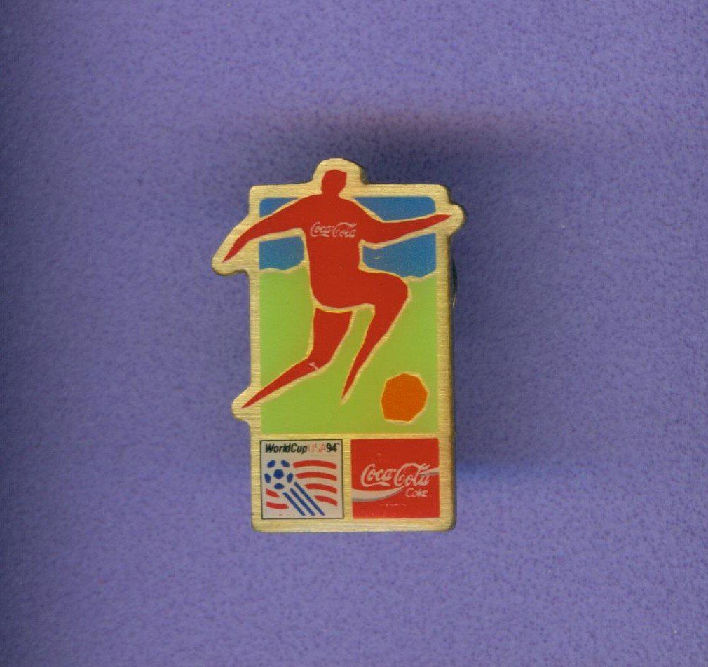 Coca-Cola Placchette & Badge: Coca Cola  World Cup – Usato da Winterthur venduto da Sammleroase