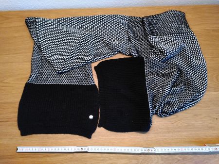 Gestrickter Escada-Sport Schal