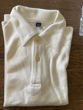 Kindertshirt/Beige mit Kragen/Gr. 110/100% Baumwolle//OVP