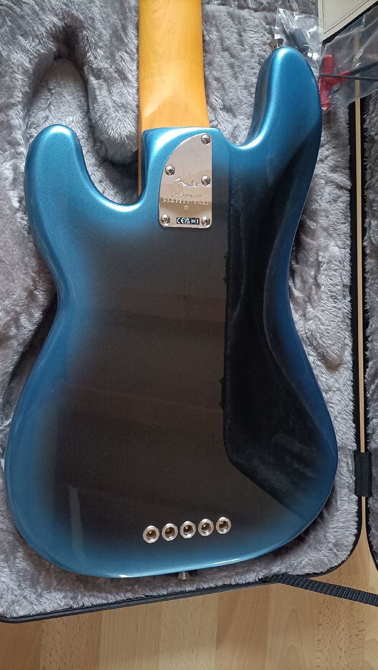 Fender Strumenti musicali: Fender Precision AM Pro II P Bass V MN DK NIT – Nuovo (secondo la descrizione) da Font venduto da Denmka 5