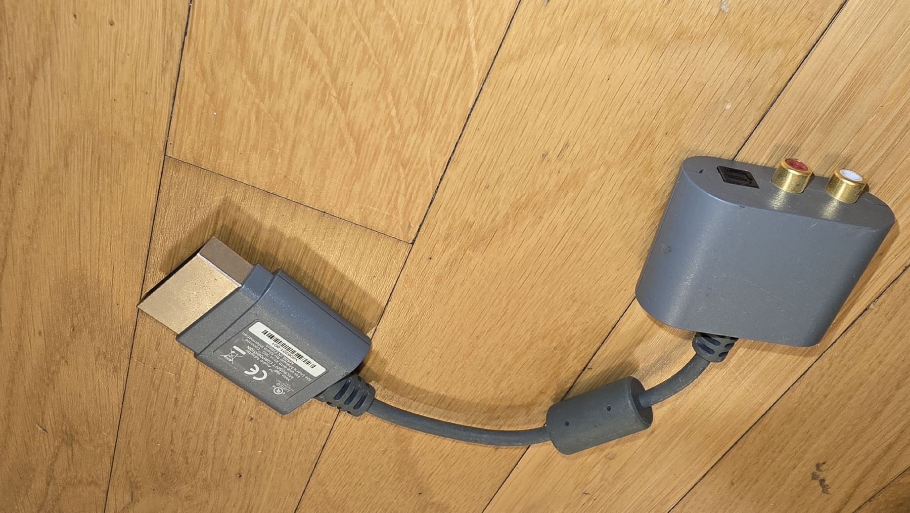 Microsoft Kabel: Xbox 360 Audio und Optische Kabel  – Gebraucht aus Lenzburg von cameleoncolor 1