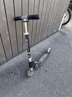 Kickroller Micro Black guter Zustand 48 Zeichen