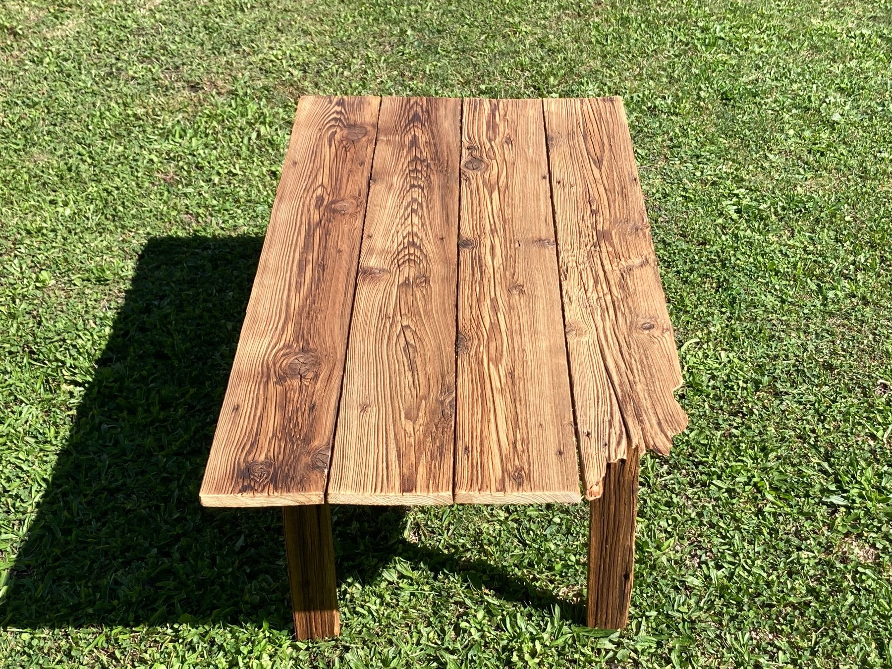 Tische: Spezieller Altholztisch 107x57cm – Neu (gemäss Beschreibung) aus Domat/Ems von Stein_und_Holzbruch 4