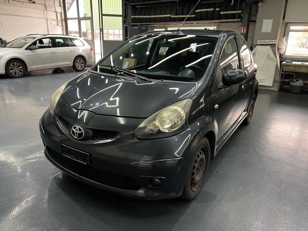 Toyota Aygo 1.0i B04