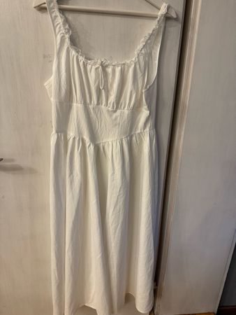 Weisses Kleid