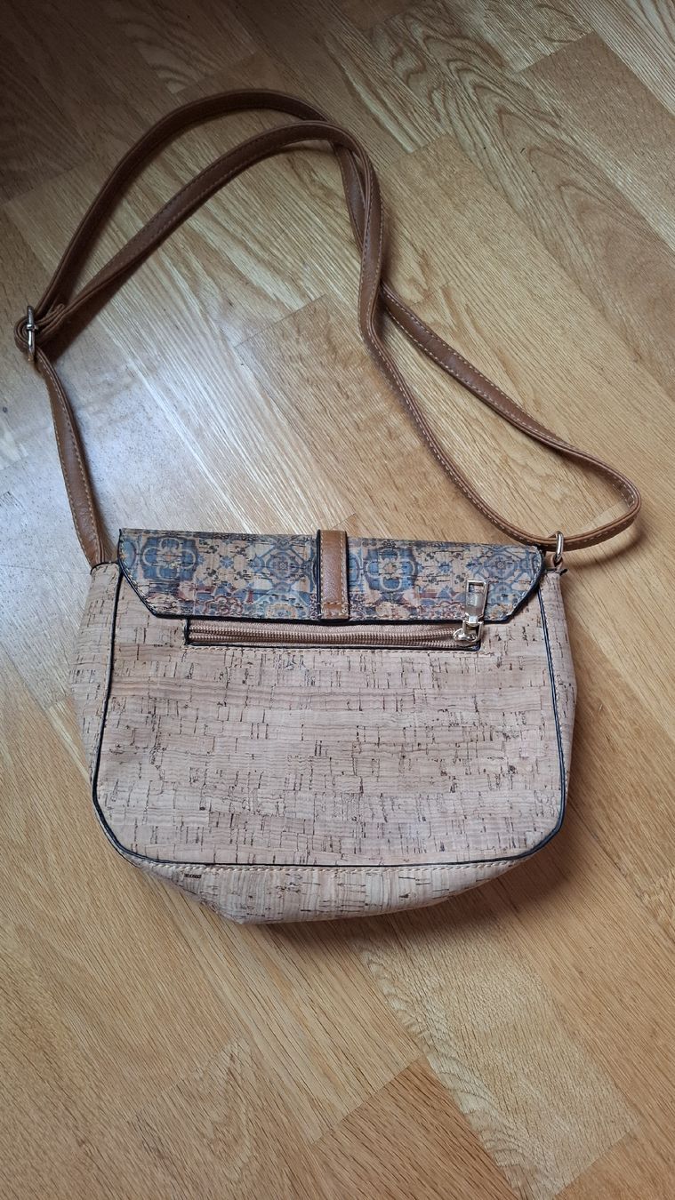 Borse da donna: Handtasche – Nuovo (secondo la descrizione) da Leuzigen venduto da nin_lm72 1
