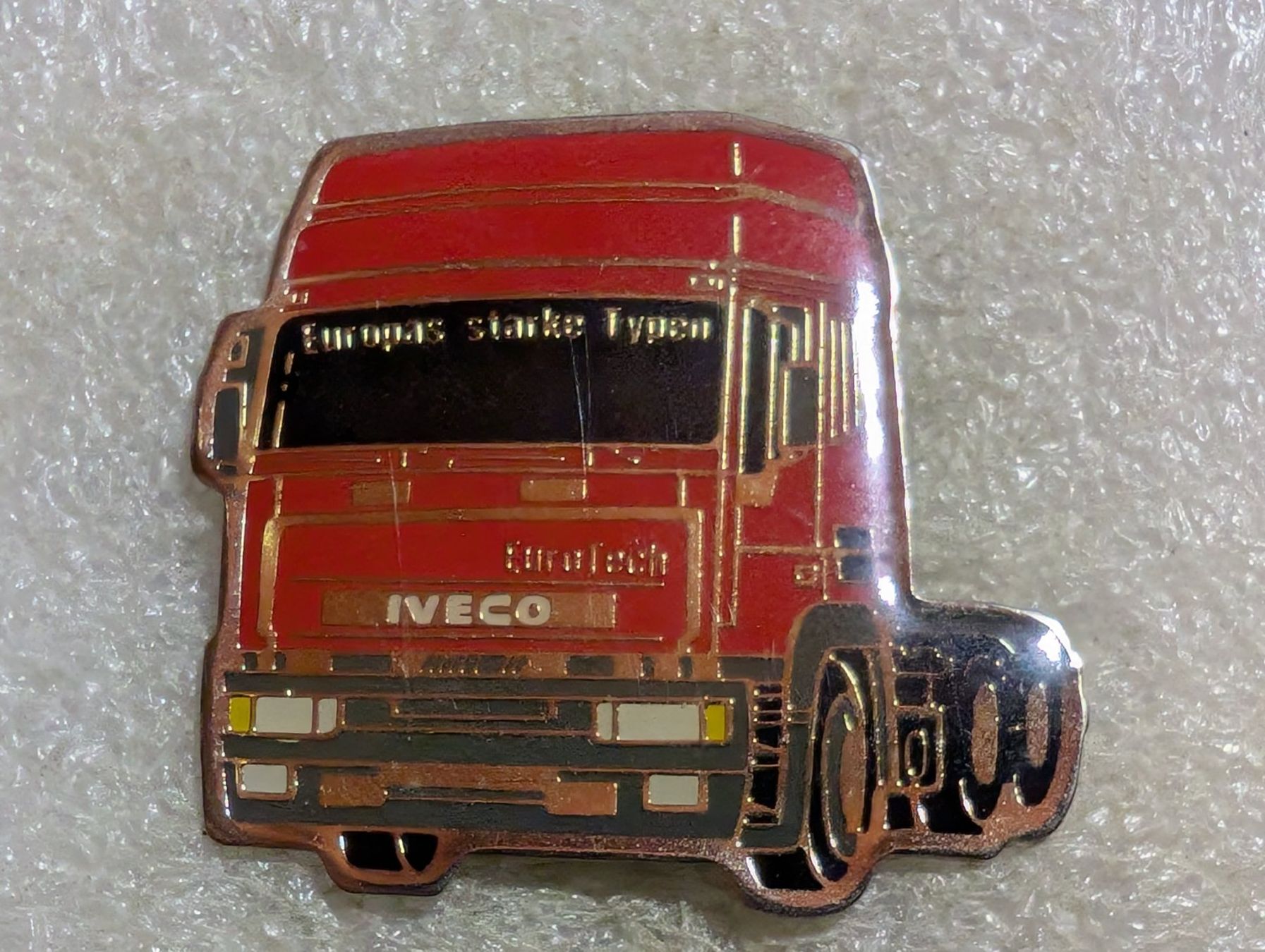 Placchette & Badge: Ansteckpin 221: Iveco LKW – Usato da Oppligen venduto da Pin-Fall-Shop