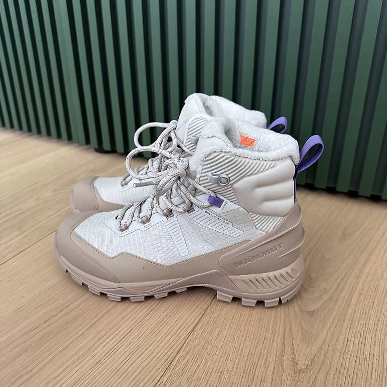 Scarpe da donna: Mammut Winterstiefel 38 2/3 – Usato da Solothurn venduto da Juliasju 1