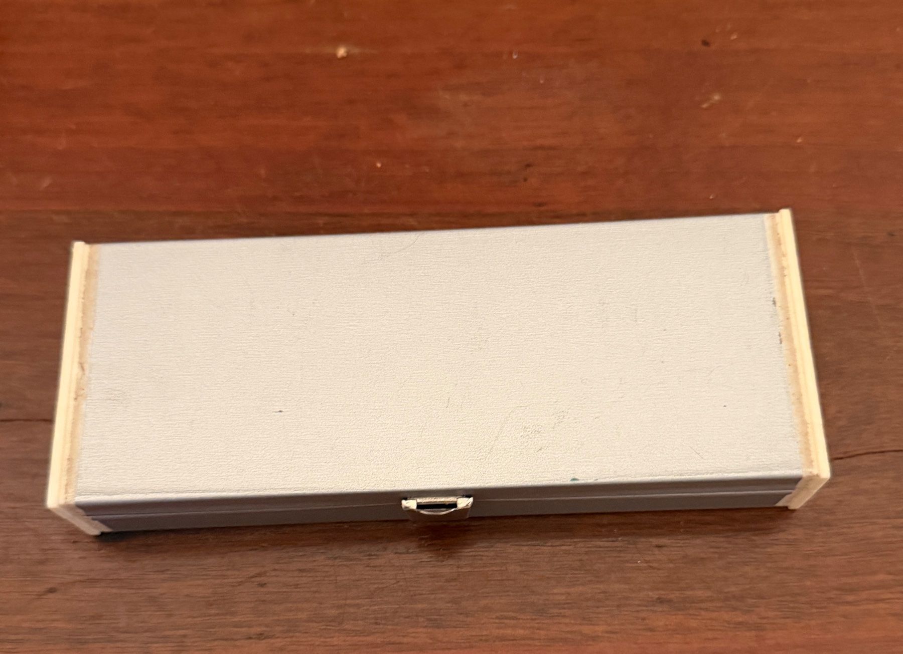 Penna & Evidenziatori: Laurin Kugelschreiber mit Etui – Usato da Nussbaumen AG venduto da olitech5415 2