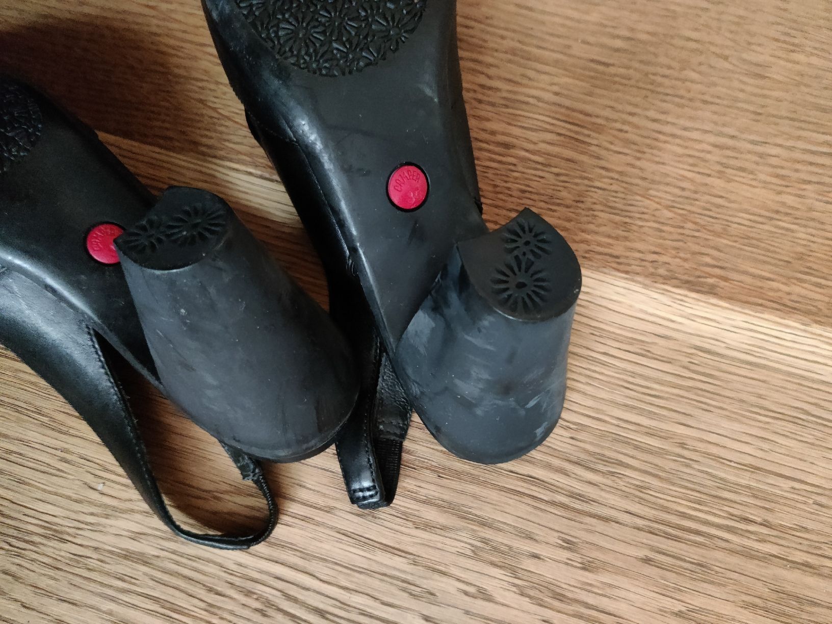 Camper Scarpe da donna: Camper frauenshuhe Gr.36 – Usato da Ostermundigen venduto da Louhdezd 2