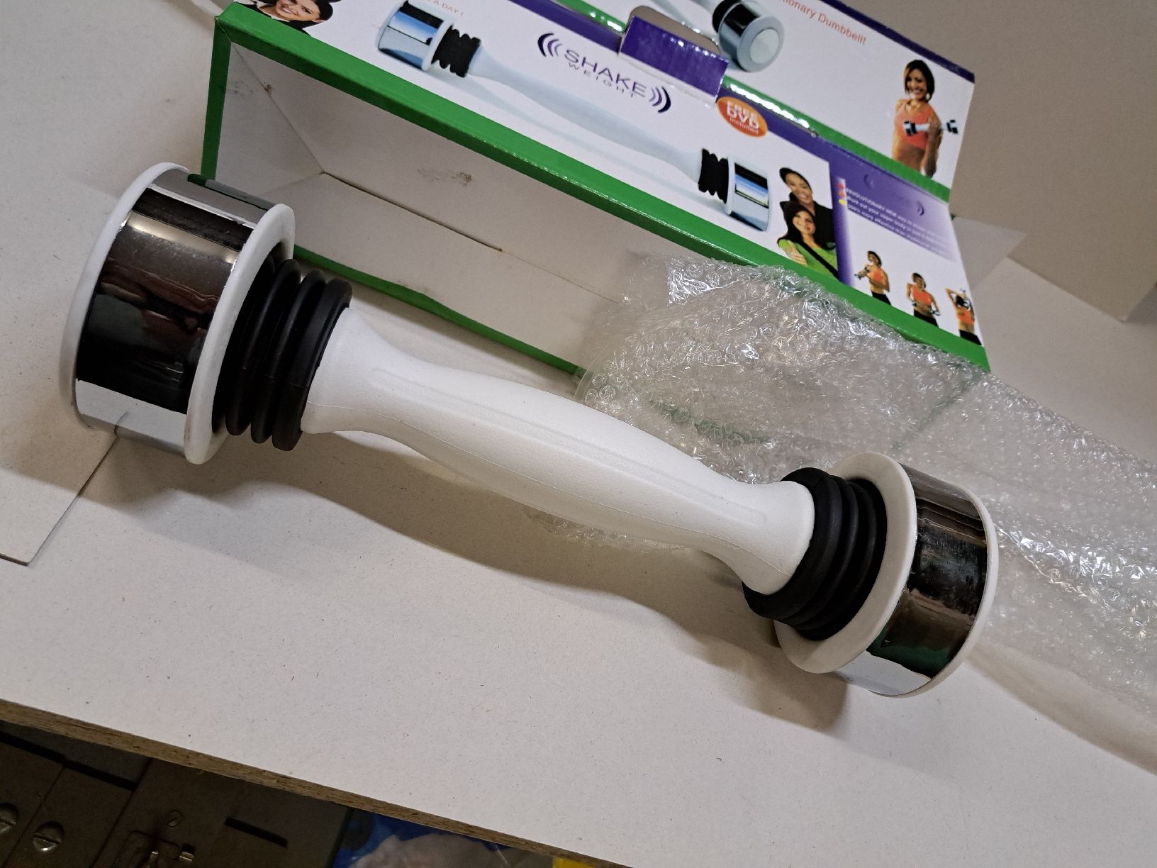 Hanteln & Gewichte: Shake Weight Hantel, neu und originalverpackt – Neu (gemäss Beschreibung) aus Grossdietwil von hufi10 2