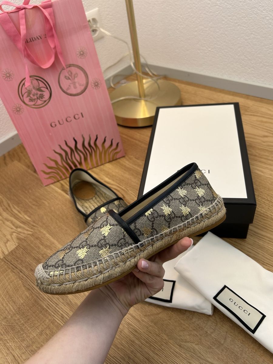 Gucci Scarpe da donna: Gucci Espadrilles mit Bienenmuster, Grösse 36 – Usato da Bern venduto da alena.b 2