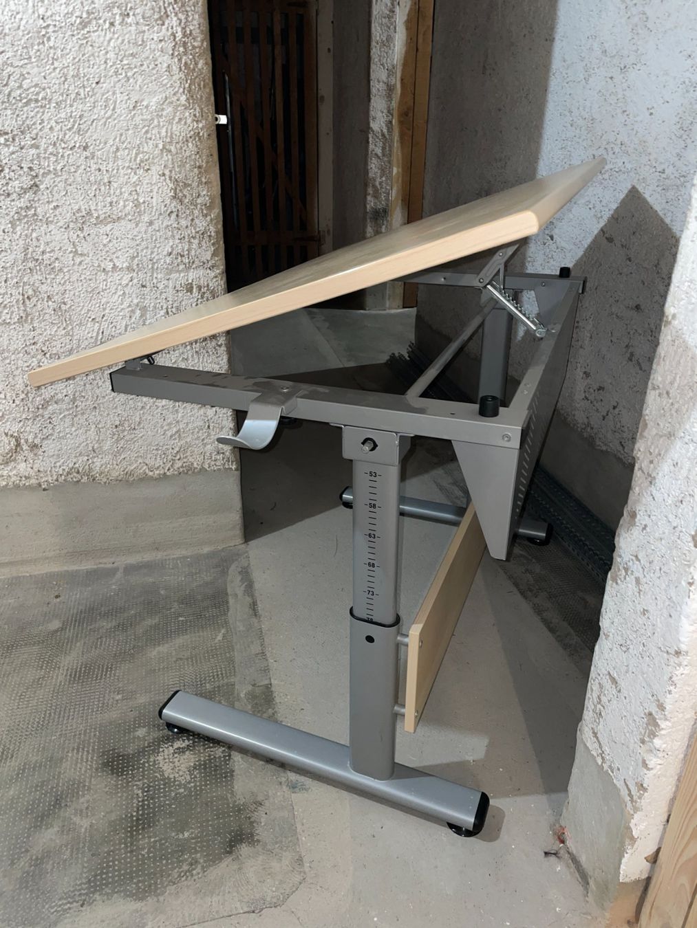 Bureaux: Adjustable (designer) desk (PAIDI) – D'occasion à Basel par zso_tmf5 1