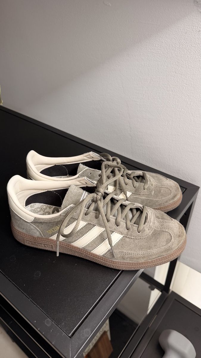Adidas Scarpe da uomo: Adidas Handball Spezial Gr. 40 2/3 – Usato da Solothurn venduto da coexism 1