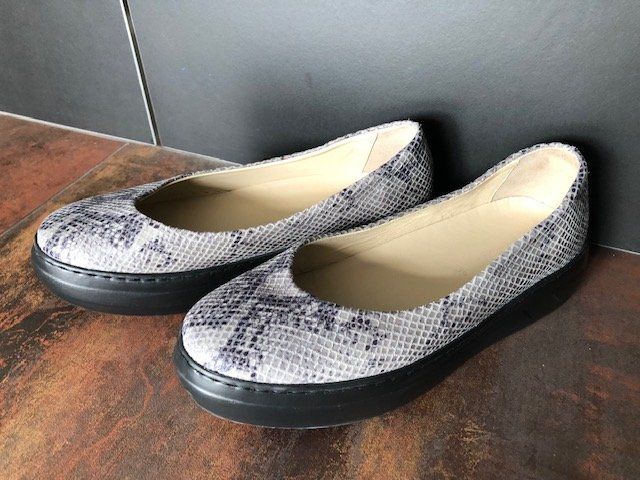 Damenschuhe: coole Design Ballerina von scapra – Neu (gemäss Beschreibung) aus Abtwil SG von Elocin0815