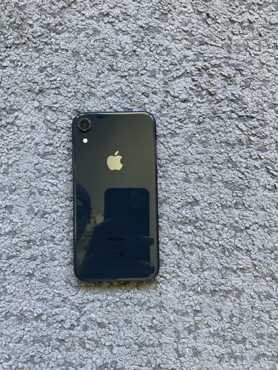 Apple Telefoni cellulari / Smartphones: iPhone XR Noir 64GB - N.6 – Usato da Genève venduto da eth_6qs6