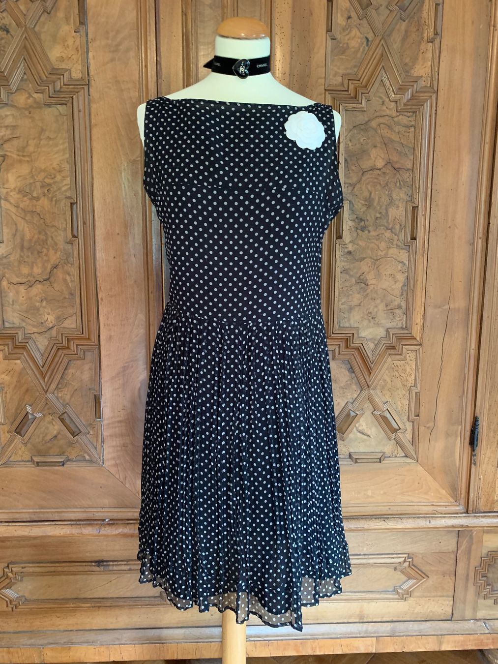 Kleider: ASPESI Kleid 100% Seide Zustand: Perfekt Gr 42IT – Gebraucht aus Interlaken von Bona55