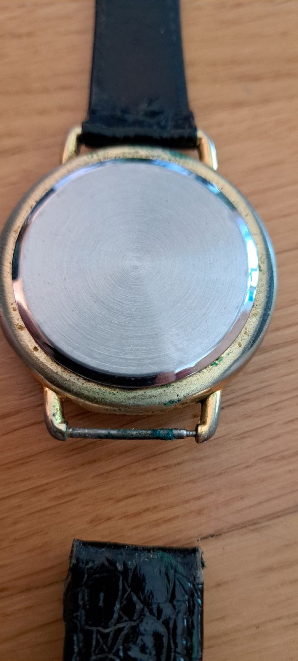 Orologi: Armbanduhr mit chin. Zeichen – Usato da Adliswil venduto da Marlotti 1