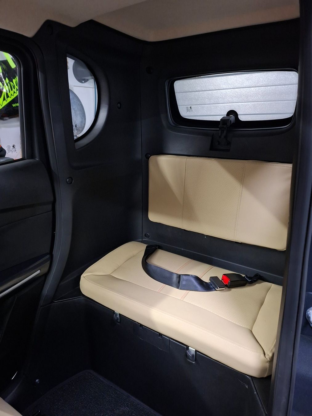 Veicoli elettrici: Senioren E-Auto Feel Lithium 2000 W 45 km/h grau – Usato da Gibswil venduto da popel 6