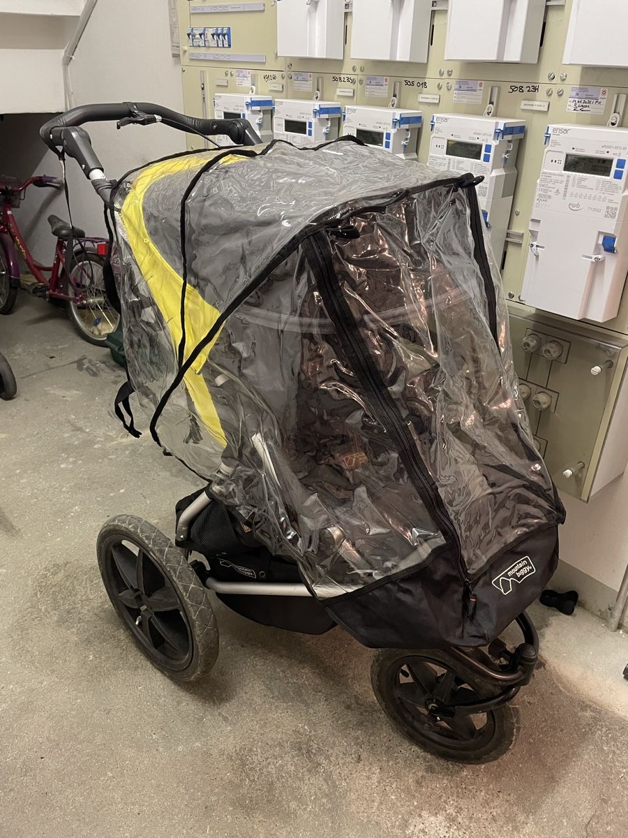 Mountain Buggy Kinderwagen: Mountain Buggy Terrain Kinderwagen – Gebraucht aus Bern von pr12 2