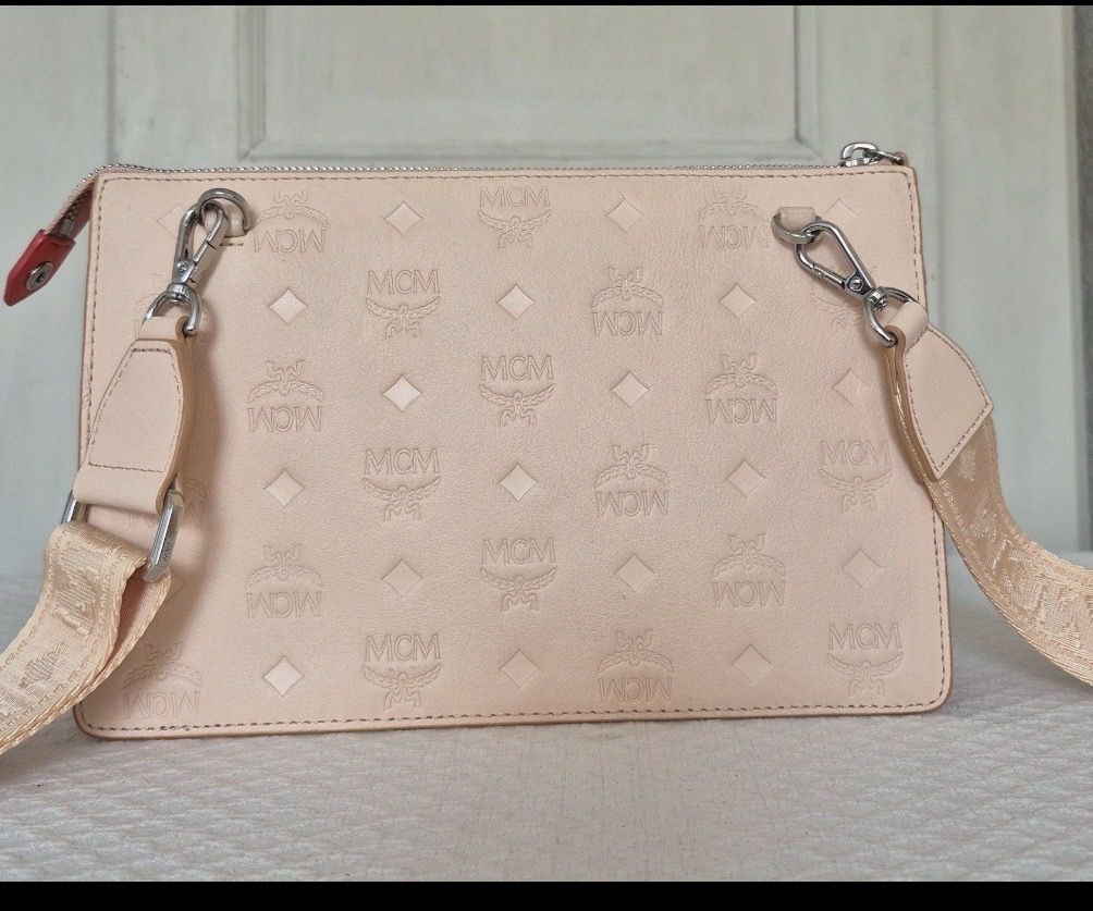 Mcm Sacs femmes: MCM Crossbody – D'occasion à Schübelbach par Lilly_28 1