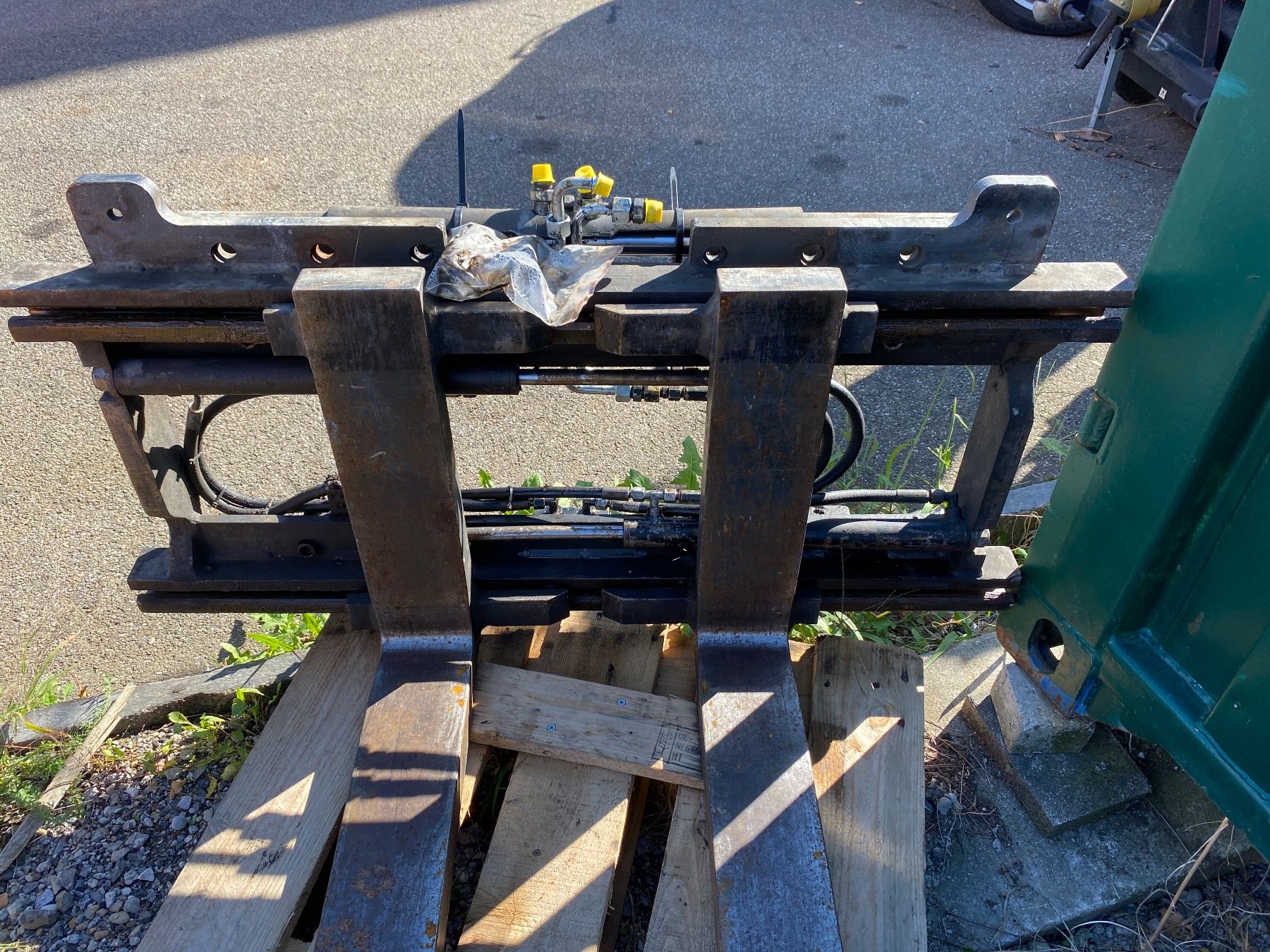 Carrelli elevatori e a forche: Zinkenverstellgerät zu Stapler – Difettoso da Wittenbach venduto da HofstetterMechanik 1