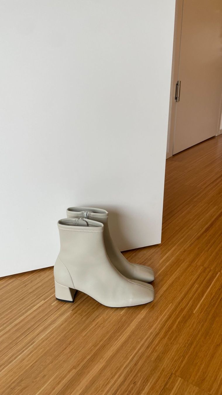 Scarpe da donna: White boots_top zustand!! – Nuovo (secondo la descrizione) da Glattpark(Opfikon) venduto da joh_km8y