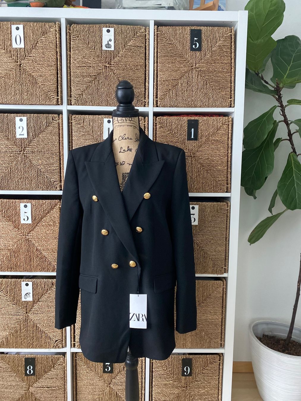 Zara Giacche: ZARA black jacket, size XL – Nuovo (secondo la descrizione) da Safenwil venduto da rgs_tg62