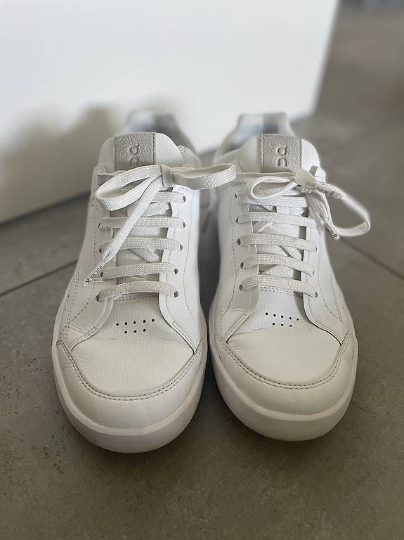 Scarpe da donna: On Sneaker  – Usato da Hitzkirch venduto da ele_fj6v 1