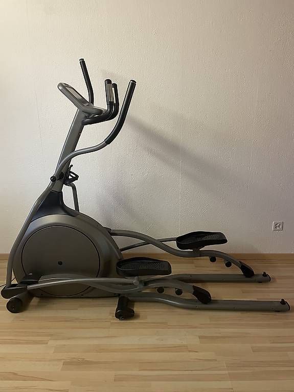 Hometrainer: Crosstrainer Vision Fitness – Usato da Oensingen venduto da Chuet