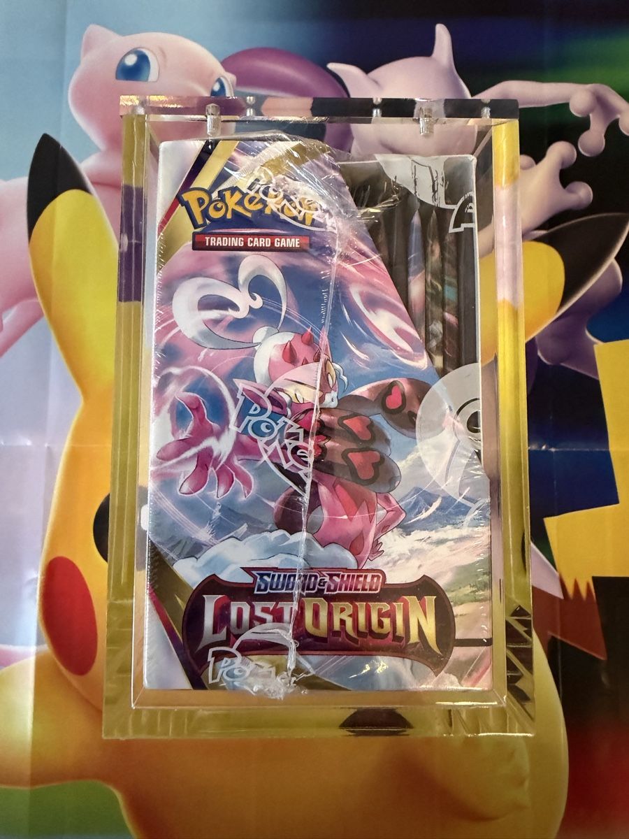 Pokémon Carte collezionabili: Pokémon Lost Origin Display EN Sealed + Acrylcase – Nuovo e nell'imballaggio originale da Goldach venduto da FFZ 3