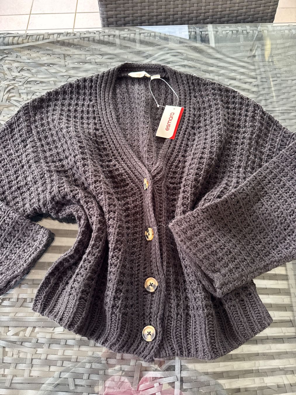 Vestes: Strickjacke Neu (L) – D'occasion à Vezia par sidu03 2