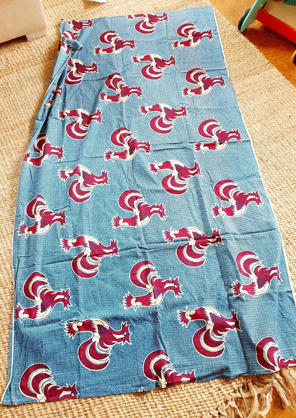 Stoffe: tissu coq 105x170cm – Gebraucht aus Yverdon-les-Bains von somiou