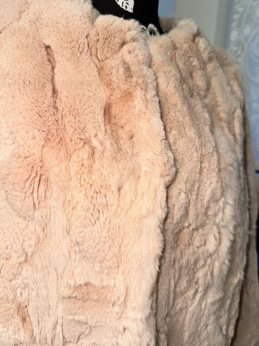 Giacche: Pink Fur Jacket Justkrisson 100% Rabbit Fur Size 42 – Nuovo (secondo la descrizione) da Wallisellen venduto da Corinne.- 1