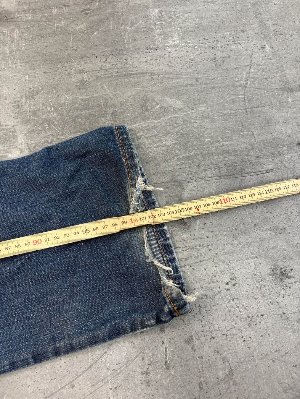 Diesel Jeans: Vintage Diesel Bootcut Flared Jeans (M) – Nuovo (secondo la descrizione) da Werdenberg venduto da hase.vintage 6