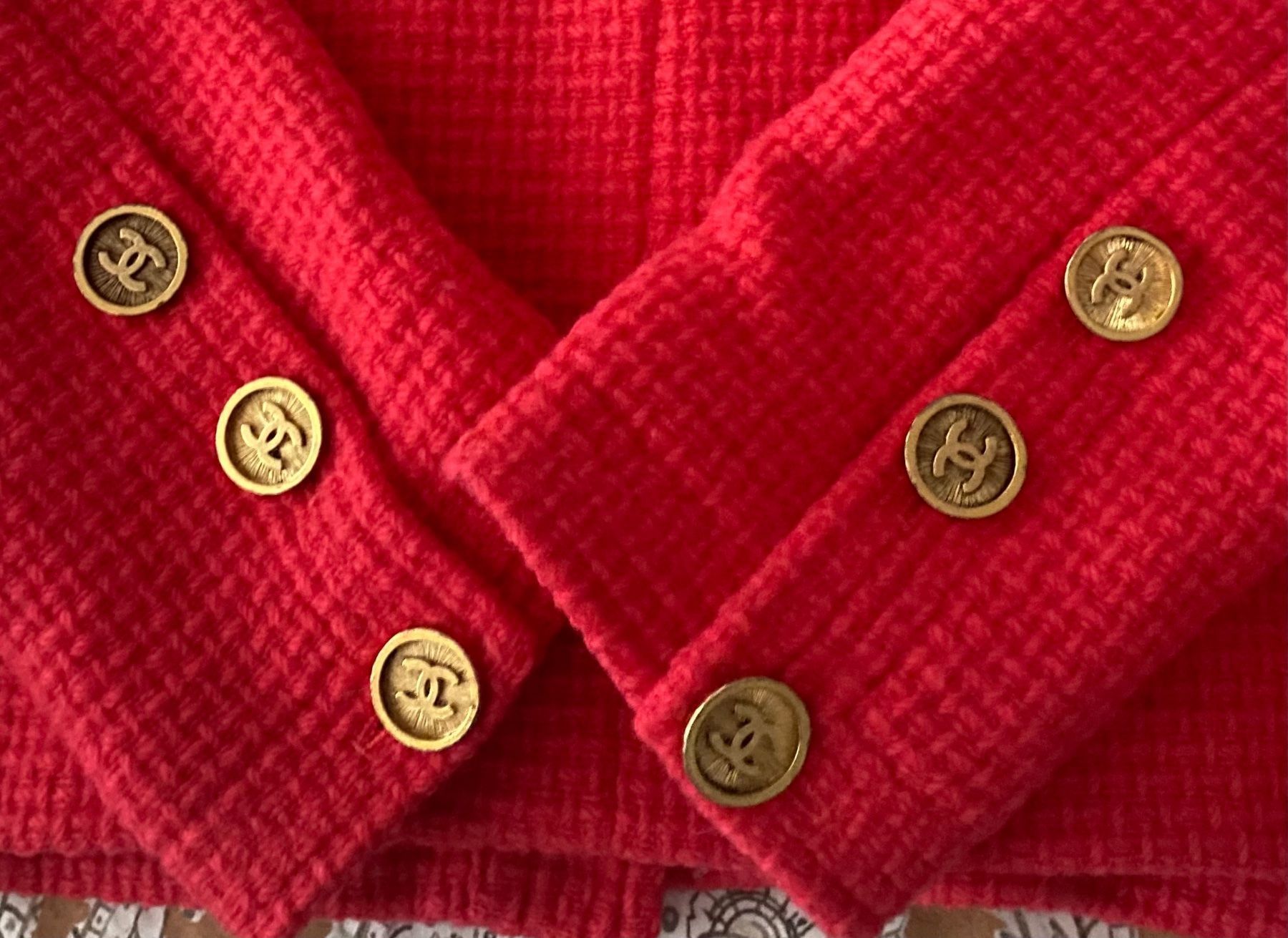 Chanel Giacche: Chanel Blazer – Usato da Zürich venduto da NNK28 2