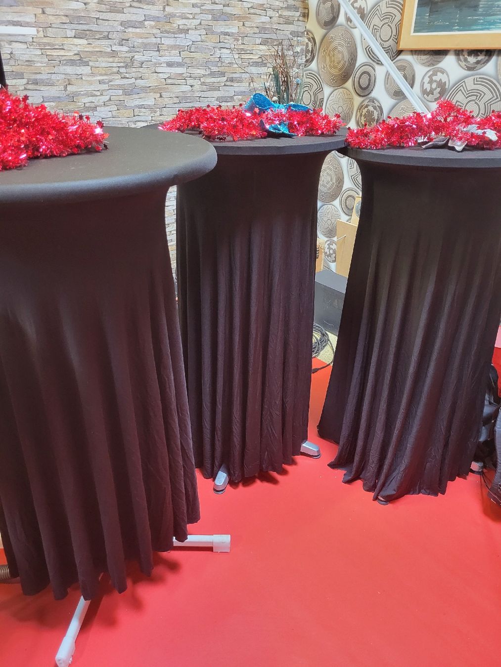 Tische: Bistro Tische – Gebraucht aus Grenchen von RESY 1