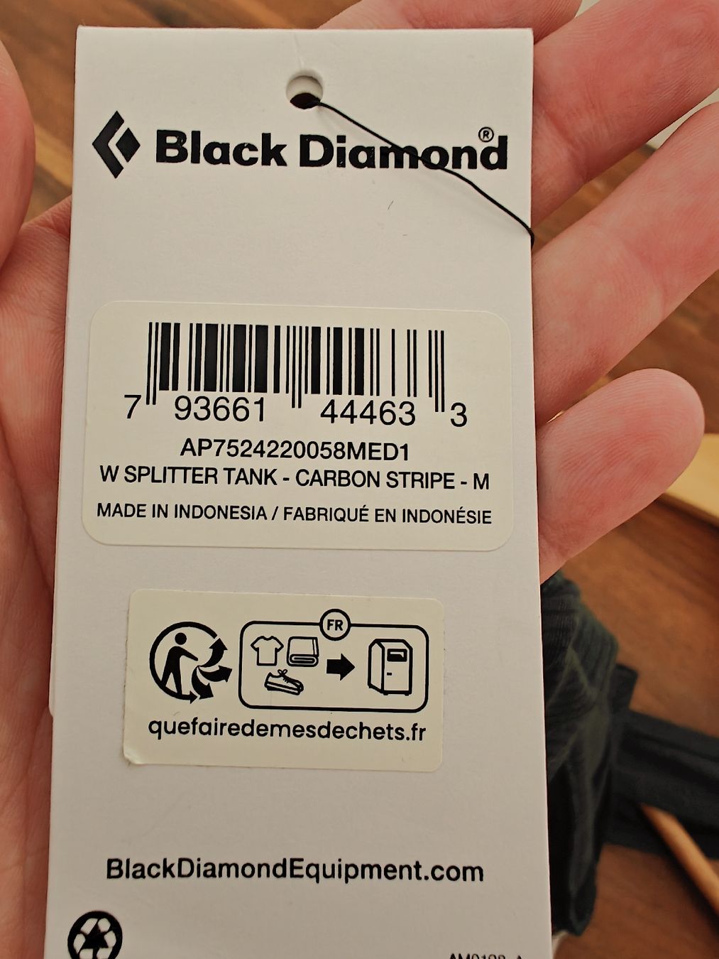 Black Diamond Tops: NWT Black Diamond "Splitter" Crossover Open-Back Tank Top –  – Neuf avec emballage d'origine à Wabern par kat_w92r 3
