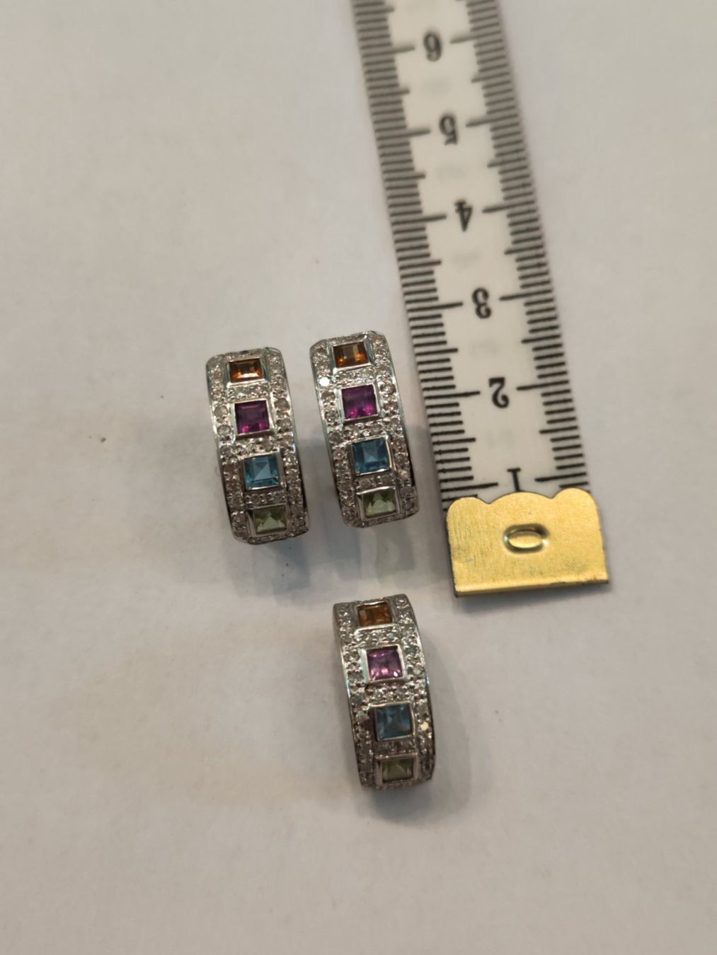 Orecchini pendenti & Orecchini a lobo: Gold Ohrringe + Anhänger mit Diamanten – Usato da Uerikon venduto da paloma61 1