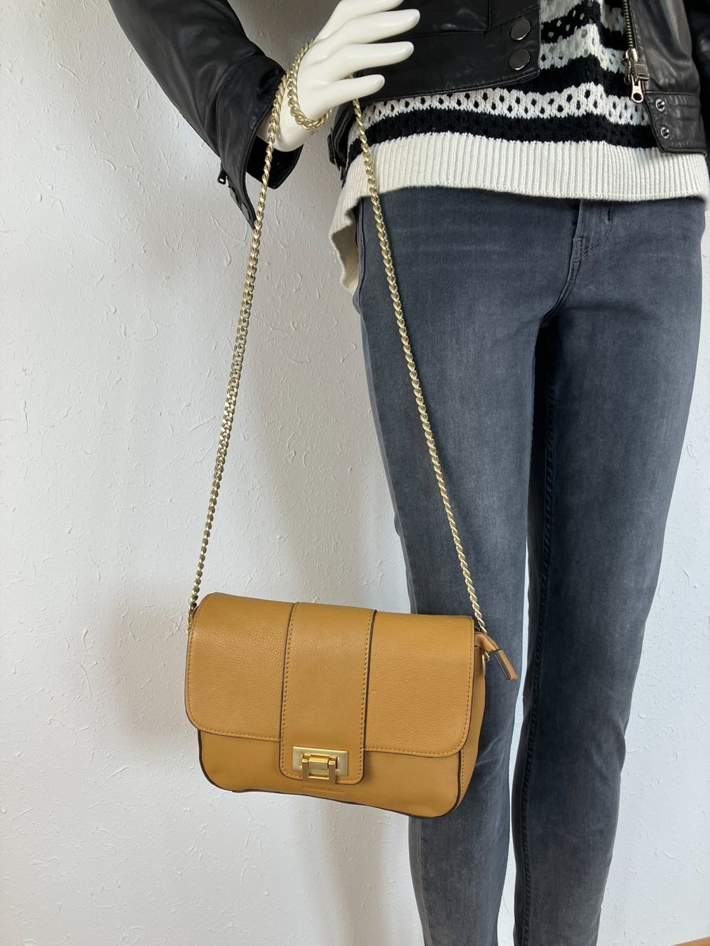 FredsBruder Borse da donna: Fredsbruder Ledertasche – Usato da Laupen ZH venduto da kar_lfz6