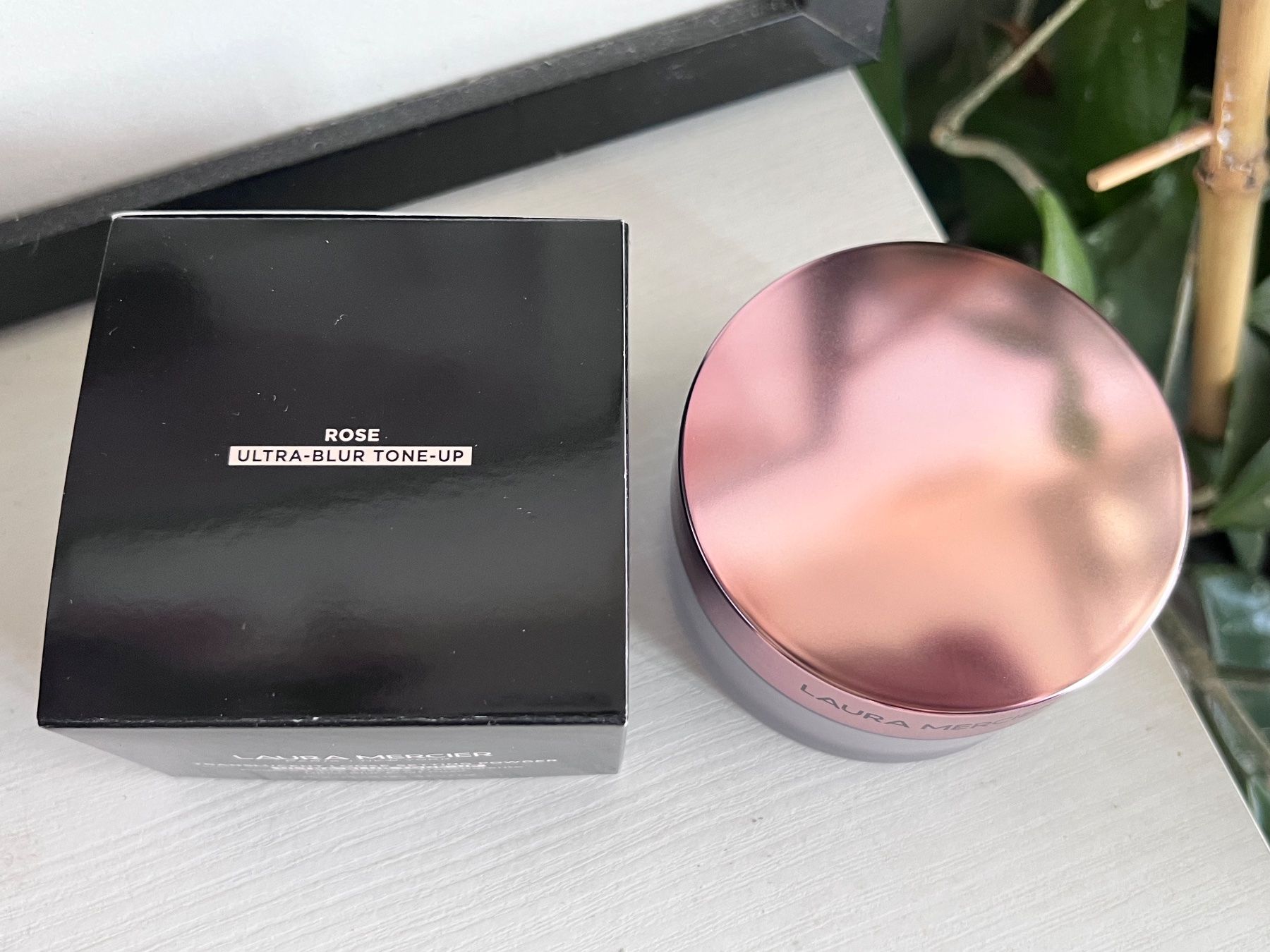 Laura Mercier Make-up: LAURA MERCIER Translucent Loose Setting Powder Ultra-Blur – Nuovo (secondo la descrizione) da Effretikon venduto da YaMn 2