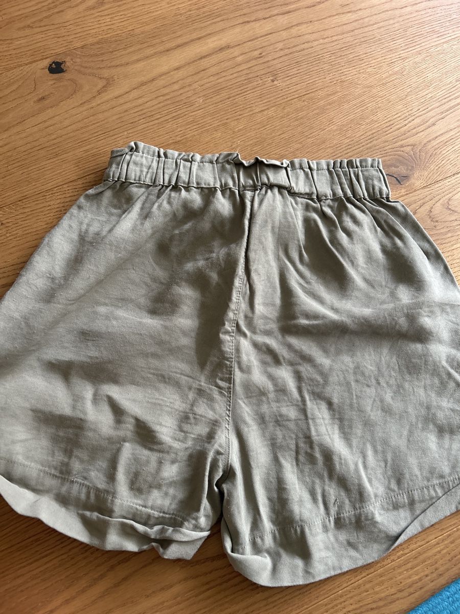 Pantaloni: Shorts New Yorker Gr. M – Usato da Fraubrunnen venduto da alne777 2